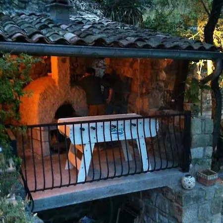 Ferienhaus De La Perge Haute *